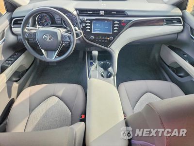 Zdjęcie 8 z 14 samochodu: 2018 TOYOTA CAMRY L VIN:JTNB11HK3J3029991 - miniatura