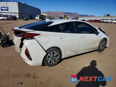 Trzecie zdjęcie samochodu z tyłu: 2019 TOYOTA PRIUS PRIME VIN:JTDKARFP6K3108865 - miniatura