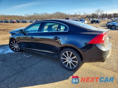 Drugie zdjęcie samochodu z przodu: 2017 VOLVO S60 PREMIER VIN:LYV402TK5HB128825 - miniatura