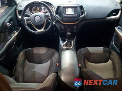 Zdjęcie 8 z 12 samochodu: 2018 JEEP CHEROKEE LATITUDE VIN:1C4PJMCB1JD609849 - miniatura