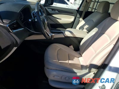 Zdjęcie 7 z 14 samochodu: 2023 BUICK ENCLAVE ESSENCE VIN:5GAERBKW2PJ197798 - miniatura