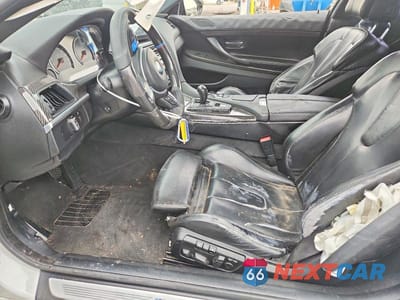 Zdjęcie 7 z 12 samochodu: 2013 BMW M6 VIN:WBSLX9C51DC968660 - miniatura