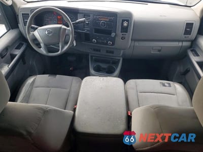 Zdjęcie 8 z 14 samochodu: 2012 NISSAN NV 2500 UTILITY / SERVICE VAN VIN:1N6AF0LX4CN103910 - miniatura