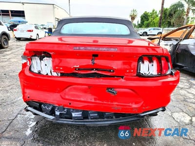 Zdjęcie 6 z 11 samochodu: 2022 FORD MUSTANG VIN:1FATP8UHXN5101702 - miniatura