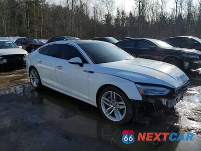 Czwarte zdjęcie samochodu z boku: 2019 AUDI A5 PREMIUM VIN:WAUANCF53KA079619 - miniatura