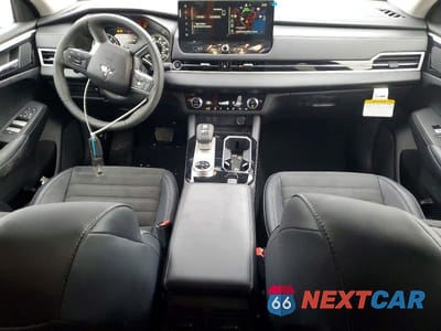 Zdjęcie 8 z 13 samochodu: 2025 MITSUBISHI OUTLANDER SE VIN:JA4J4VA85SZ017749 - miniatura