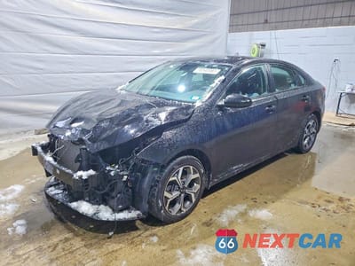 2020 KIA FORTE LXS 3KPF24AD3LE251619 - główne zdjęcie licytacji z USA - miniatura