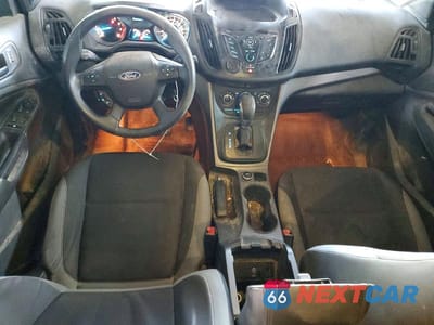 Zdjęcie 8 z 13 samochodu: 2013 FORD ESCAPE S VIN:1FMCU0F71DUB56693 - miniatura