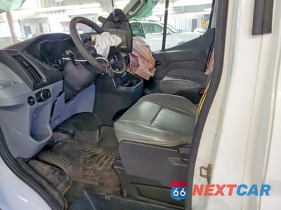 Zdjęcie 7 z 13 samochodu: 2016 FORD TRANSIT 250 DELIVERY VAN VIN:1FTYR1CM6GKB28030 - miniatura
