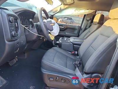 Zdjęcie 7 z 13 samochodu: 2023 CHEVROLET SILVERADO K1500 CUSTOM VIN:3GCPDBEK9PG145021 - miniatura