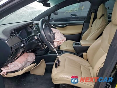 Zdjęcie 7 z 12 samochodu: 2016 TESLA MODEL X VIN:5YJXCBE23GF023800 - miniatura