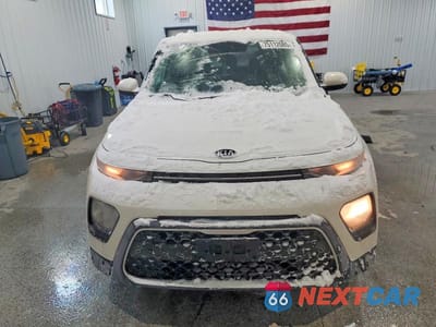 Piąte zdjęcie samochodu w środku: 2020 KIA SOUL LX VIN:KNDJ23AU2L7064943 - miniatura