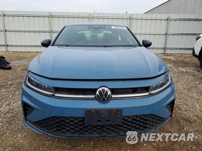Piąte zdjęcie samochodu w środku: 2025 VOLKSWAGEN JETTA SPORT VIN:3VWBX7BU4SM092658 - miniatura