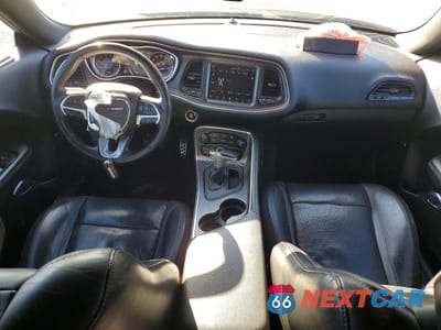 Zdjęcie 8 z 11 samochodu: 2018 DODGE CHALLENGER SXT VIN:2C3CDZAG0JH333883 - miniatura