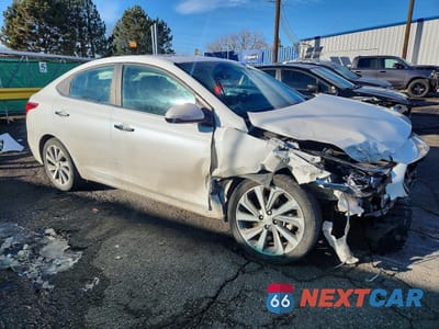 Czwarte zdjęcie samochodu z boku: 2021 HYUNDAI ACCENT LIMITED VIN:3KPC34A60ME152713 - miniatura