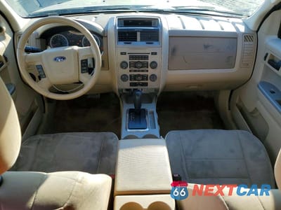 Zdjęcie 8 z 12 samochodu: 2012 FORD ESCAPE XLT VIN:1FMCU9DG4CKC59849 - miniatura