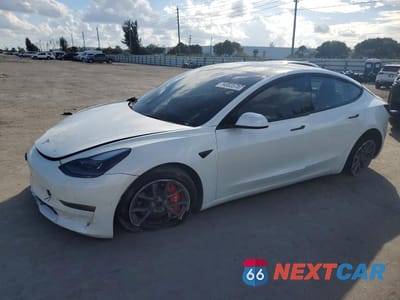2022 TESLA MODEL 3 5YJ3E1EB7NF172839 - główne zdjęcie licytacji z USA - miniatura