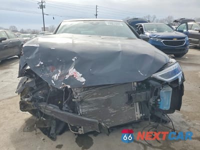 Piąte zdjęcie samochodu w środku: 2024 AUDI A3 PREMIUM PLUS VIN:WAUHUDGY8RA036842 - miniatura