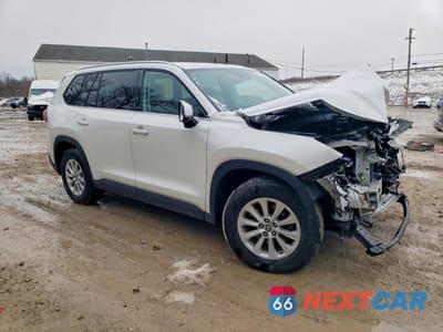 Czwarte zdjęcie samochodu z boku: 2024 TOYOTA GRAND HIGHLANDER XLE VIN:5TDAAAB58RS014996 - miniatura