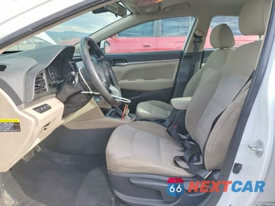 Zdjęcie 7 z 11 samochodu: 2019 HYUNDAI ELANTRA SEL VIN:5NPD84LF0KH409011 - miniatura