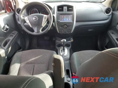 Zdjęcie 8 z 11 samochodu: 2019 NISS VERSA VIN:3N1CN7AP7KL817705 - miniatura