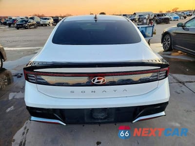 Zdjęcie 6 z 12 samochodu: 2025 HYUNDAI SONATA SEL VIN:KMHL64JA6SA466339 - miniatura