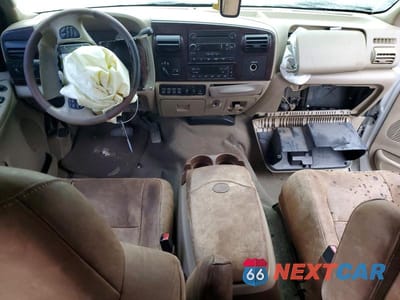 Zdjęcie 8 z 12 samochodu: 2006 FORD F350 SRW SUPER DUTY VIN:1FTWW31P46EA44679 - miniatura