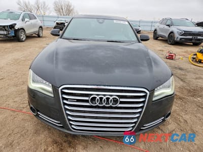Piąte zdjęcie samochodu w środku: 2011 AUDI A8 QUATTRO VIN:WAUAVAFDXBN002492 - miniatura