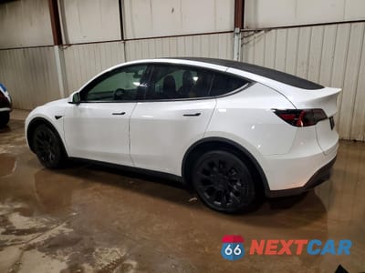 Drugie zdjęcie samochodu z przodu: 2022 TESLA MODEL Y VIN:7SAYGDEE4NF330360 - miniatura