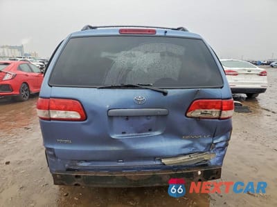 Zdjęcie 6 z 13 samochodu: 2002 TOYOTA SIENNA LE VIN:4T3ZF13C72U441799 - miniatura