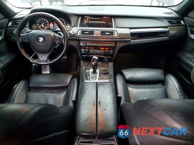 Zdjęcie 8 z 14 samochodu: 2015 BMW 750 I VIN:WBAYA8C53FD825759 - miniatura