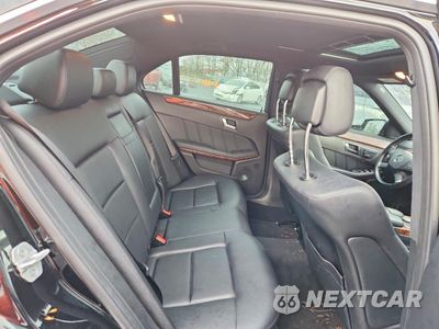 Zdjęcie 10 z 12 samochodu: 2012 MERCEDES-BENZ E 350 BLUETEC VIN:WDDHF2EB8CA596308 - miniatura