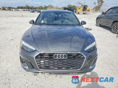 Piąte zdjęcie samochodu w środku: 2023 AUDI A5 PREMIUM 45 VIN:WAUDACF54PA053790 - miniatura