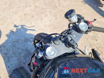 Zdjęcie 7 z 9 samochodu: 2017 SUZUKI GSX VIN:JS1GN7FA3H2101682 - miniatura