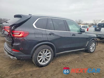 Trzecie zdjęcie samochodu z tyłu: 2021 BMW X5 XDRIVE40I VIN:5UXCR6C05M9F51660 - miniatura