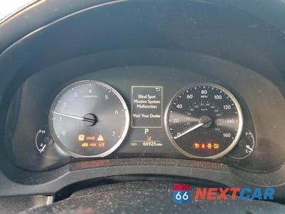 Zdjęcie 9 z 12 samochodu: 2017 LEXUS IS 300 BASE VIN:JTHCM1D27H5016941 - miniatura