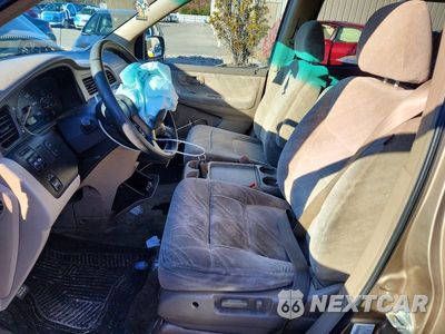 Zdjęcie 7 z 13 samochodu: 2004 HONDA ODYSSEY EX VIN:5FNRL18644B024788 - miniatura