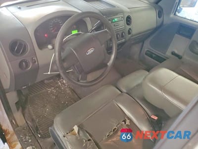 Zdjęcie 8 z 12 samochodu: 2005 FORD F150 VIN:1FTRF12245NA96011 - miniatura
