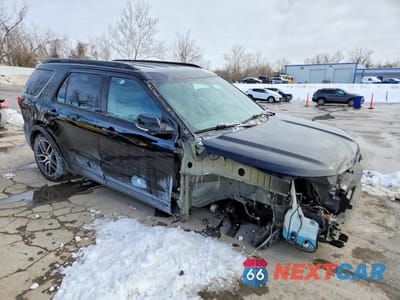 Czwarte zdjęcie samochodu z boku: 2018 FORD EXPLORER SPORT VIN:1FM5K8GT5JGA64876 - miniatura