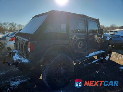 Trzecie zdjęcie samochodu z tyłu: 2016 JEEP WRANGLER UNLIMITED SPORT VIN:1C4BJWDG3GL191843 - miniatura