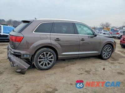Trzecie zdjęcie samochodu z tyłu: 2018 AUDI Q7 PRESTIGE VIN:WA1VAAF70JD033114 - miniatura