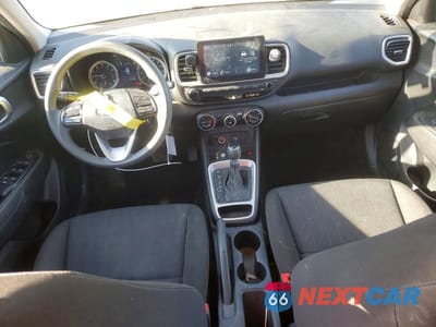 Zdjęcie 8 z 14 samochodu: 2021 HYUNDAI VENUE SE VIN:KMHRB8A31MU089533 - miniatura