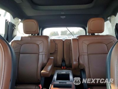 Zdjęcie 10 z 14 samochodu: 2022 LINCOLN AVIATOR RESERVE VIN:5LM5J7XC3NGL06824 - miniatura