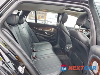 Zdjęcie 10 z 11 samochodu: 2018 MERCEDES-BENZ E 400 4MATIC VIN:WDDZH6GB3JA412604 - miniatura