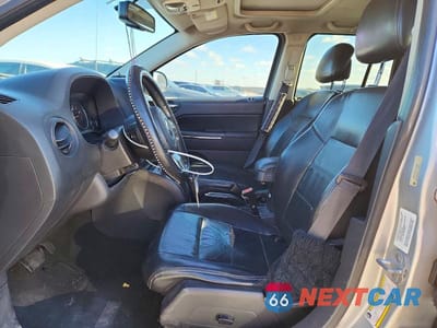 Zdjęcie 7 z 12 samochodu: 2011 JEEP COMPASS LIMITED VIN:1J4NF5FB1BD135049 - miniatura