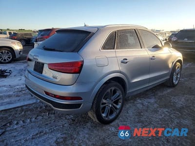 Trzecie zdjęcie samochodu z tyłu: 2016 AUDI Q3 PRESTIGE VIN:WA1GFCFS5GR017285 - miniatura