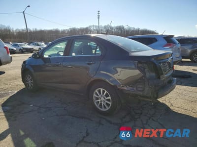 Drugie zdjęcie samochodu z przodu: 2017 CHEVROLET SONIC LT VIN:1G1JD5SH6H4145727 - miniatura
