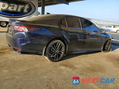 Trzecie zdjęcie samochodu z tyłu: 2022 TOYOTA CAMRY XSE VIN:4T1K61AK1NU718567 - miniatura