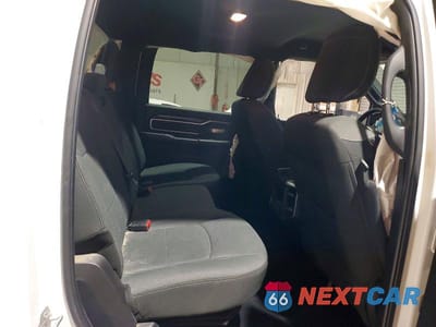 Zdjęcie 10 z 11 samochodu: 2022 RAM 2500 BIG HORN/LONE STAR VIN:3C6UR5DL0NG263754 - miniatura