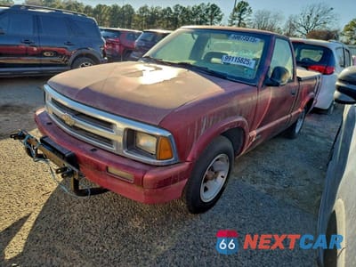 1995 CHEVROLET S TRUCK S10 1GCCS1441SK262322 - główne zdjęcie licytacji z USA - miniatura